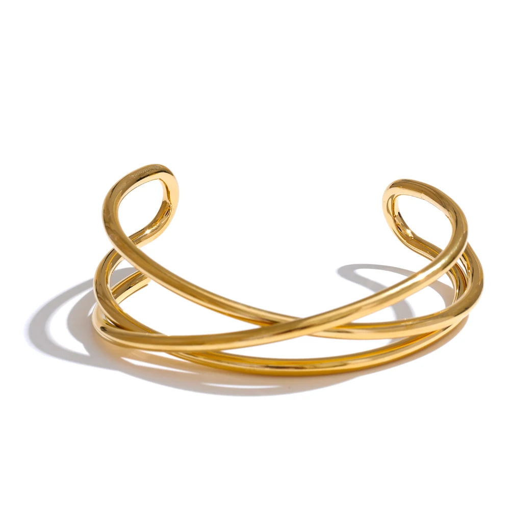 Gisoo bracelet alternative angle showing open cuff design