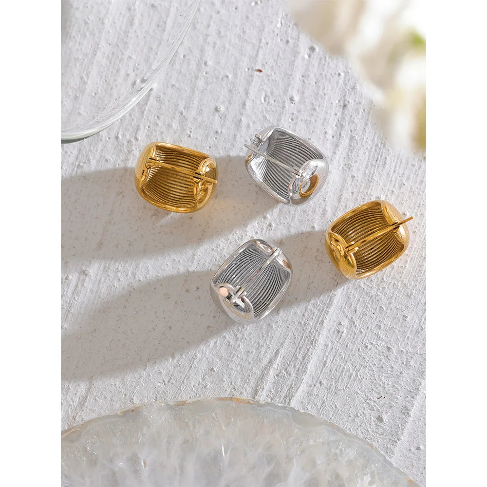 Azelia earrings styled as refined everyday jewelry