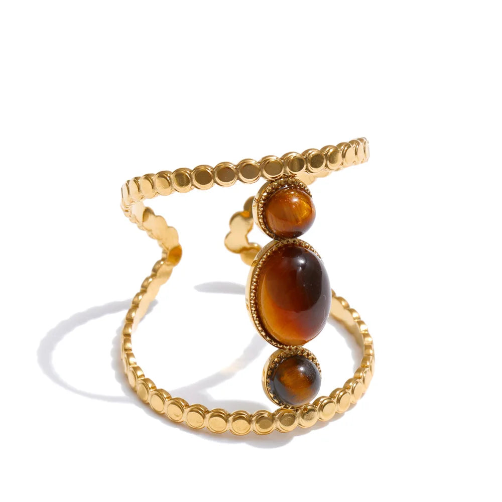 Roya ring alternative angle showing adjustable band