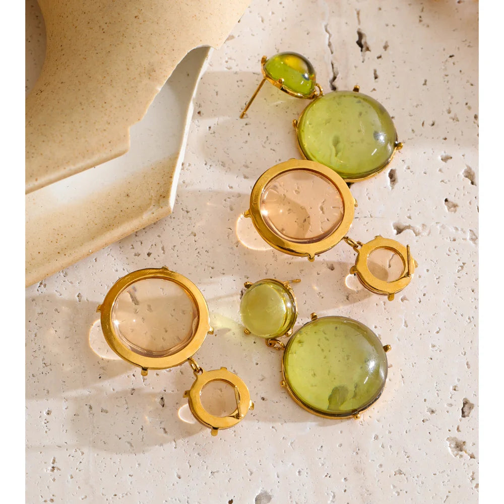 Rosavia earrings styled as refined everyday jewelry