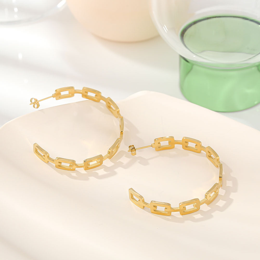 Nilash earrings side view showing drop silhouette