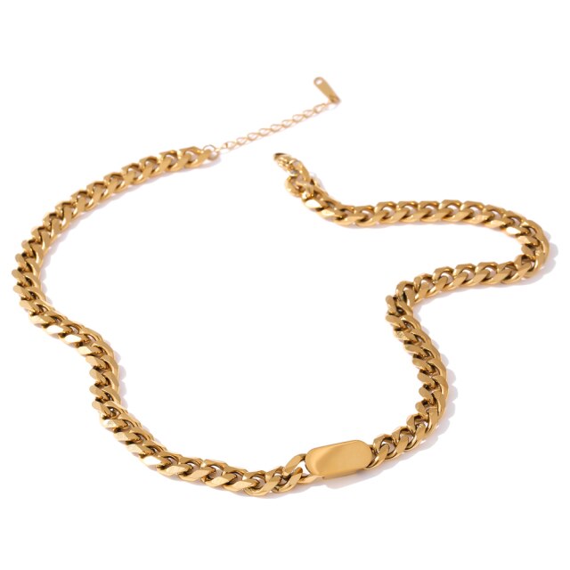 Torshab necklace styled as refined everyday jewelry