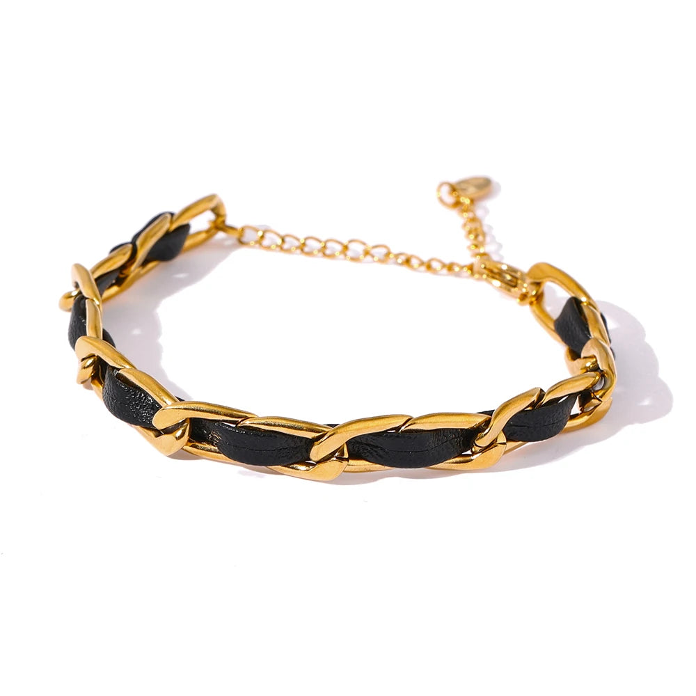 Narges bracelet styled as versatile everyday jewelry