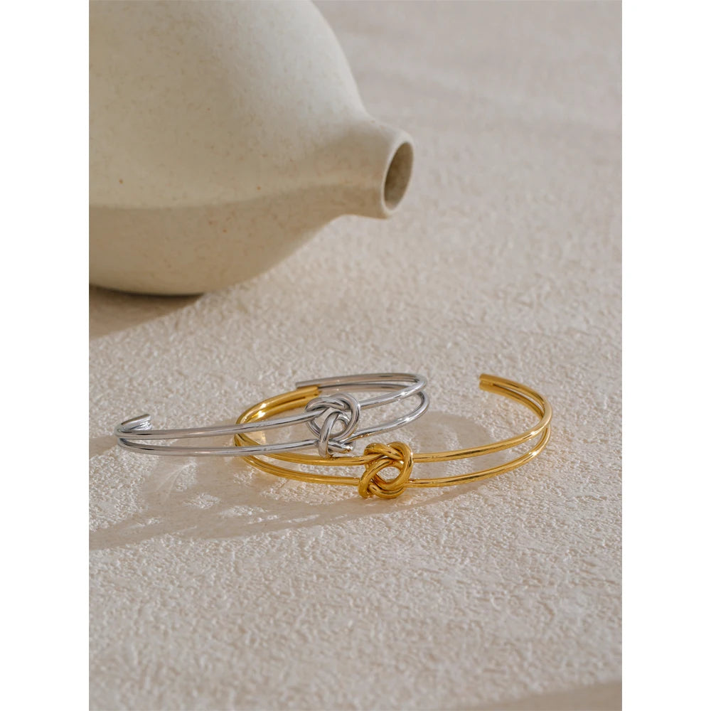 Jana bracelet close-up showing knot-inspired design