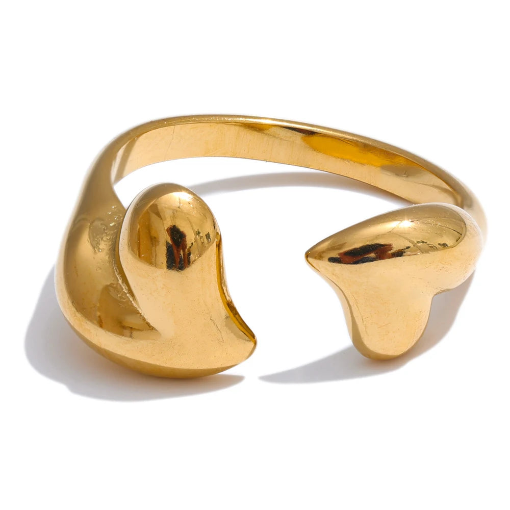 Amoura Rings ™️