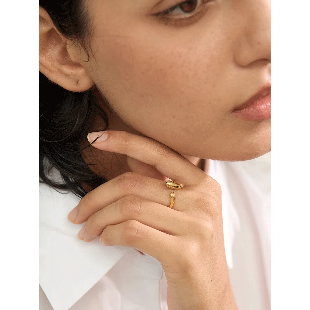 Shirin ring close-up showing delicate thin band