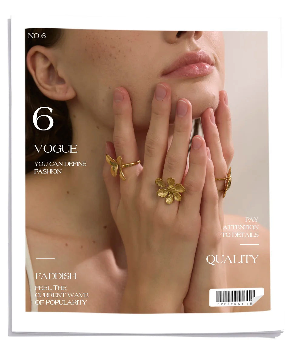 Golnar ring alternative angle showing adjustable band