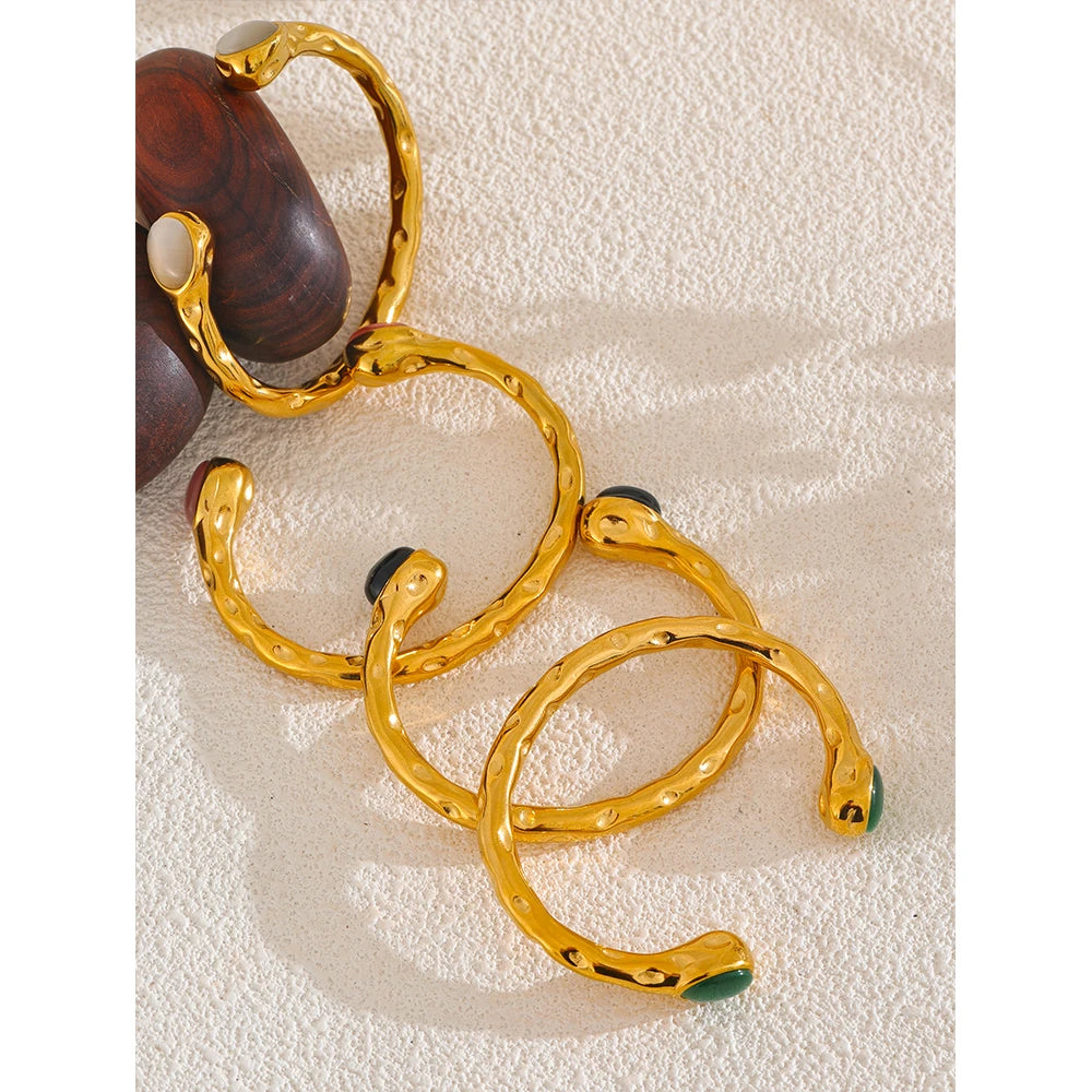 Dorna bracelet styled as a modern everyday jewelry piece