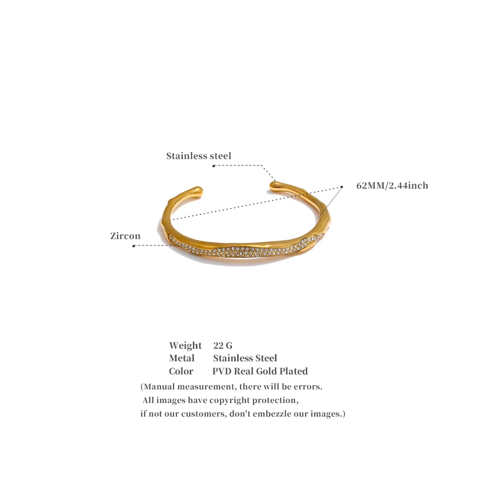 Yasmin bracelet displayed on a neutral background