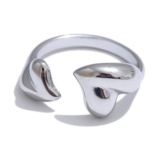 Amoura Rings ™️