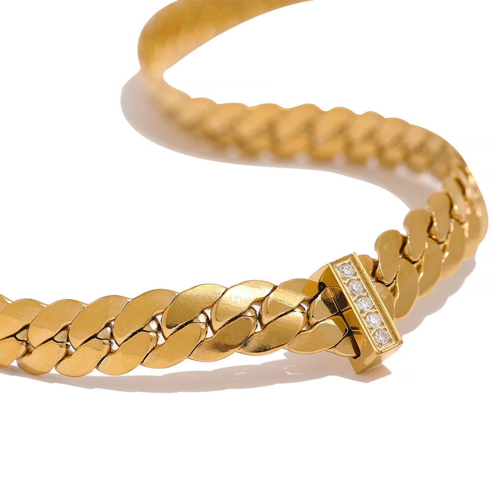 Zayra Necklaces ™️